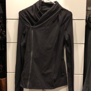 Black lululemon size 6 jacket/hoodie